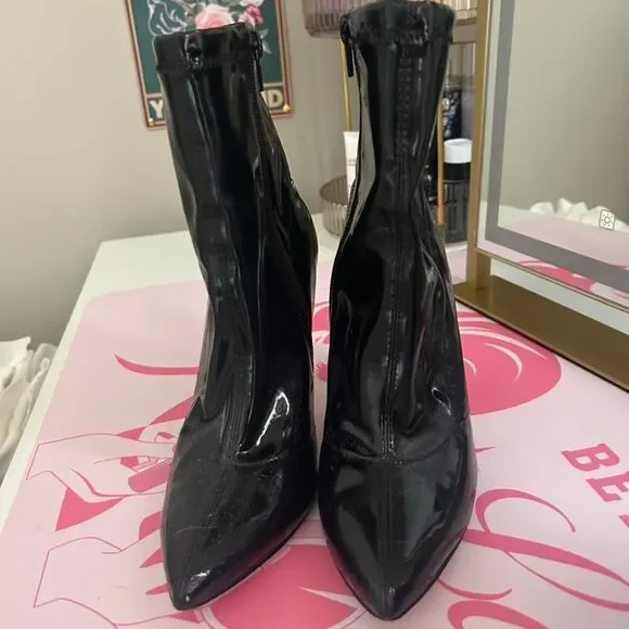 Women's Patent Leather Black Boots SZ 7.5 - Picture 2 of 3